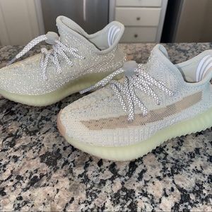 Baby Yeezy boost 350 V2 size 11 (reflective)